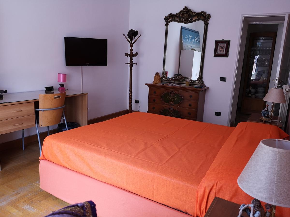 B&B Smiling Napoli Dış mekan fotoğraf